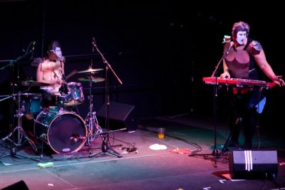 gender crash 7 concert pic